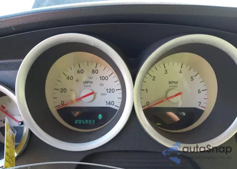 2007 Dodge Magnum z USA, uszkodzony, nr VIN 2D4FV47V47H866975